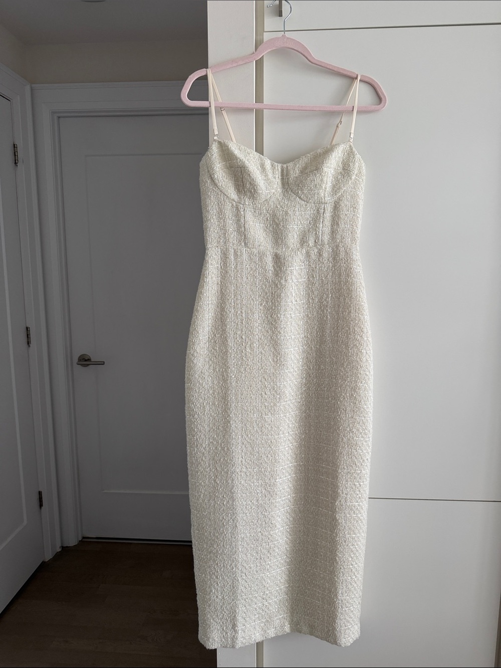 Reformation Lakia Dress Ivory - Size 6 - Picture 8 of 13